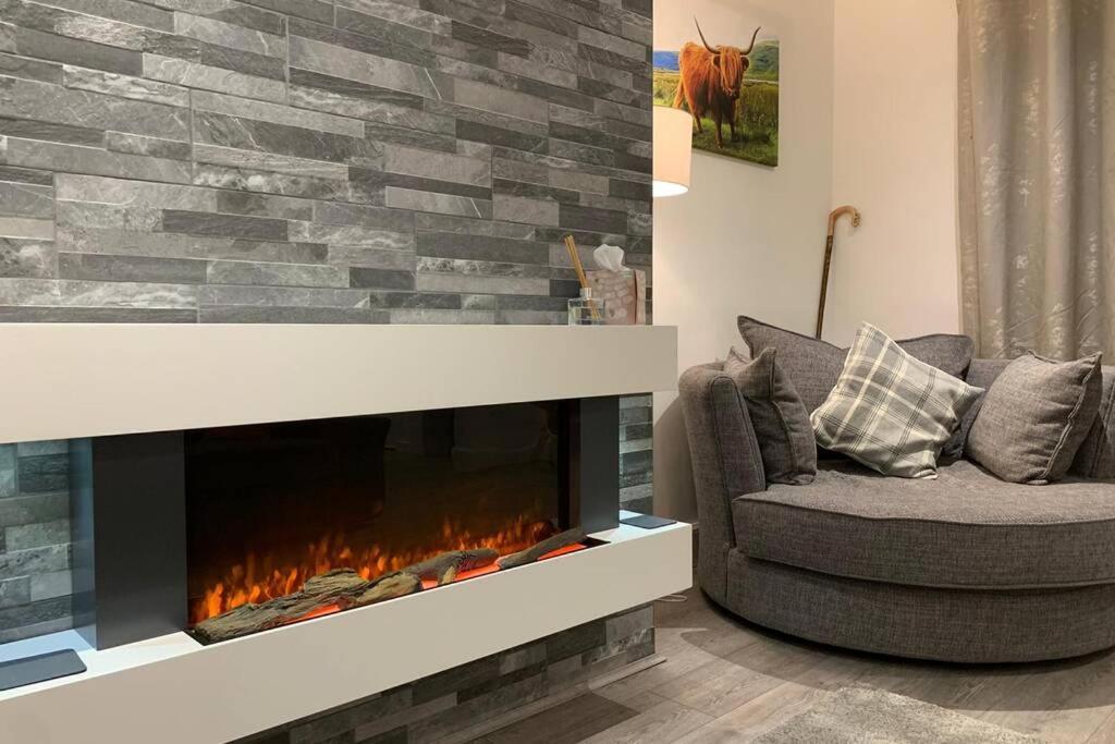 *stunning & Spacious* 3 Bed House, 5min From Oban Apartment