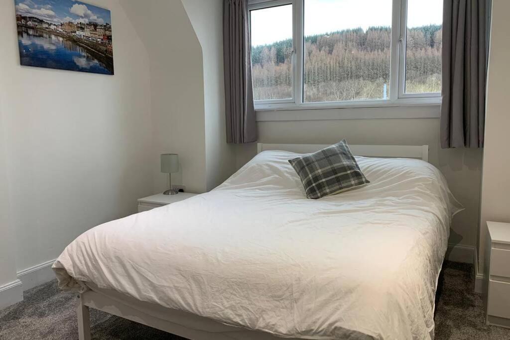 *stunning & Spacious* 3 Bed House, 5min From Oban Apartment Connel