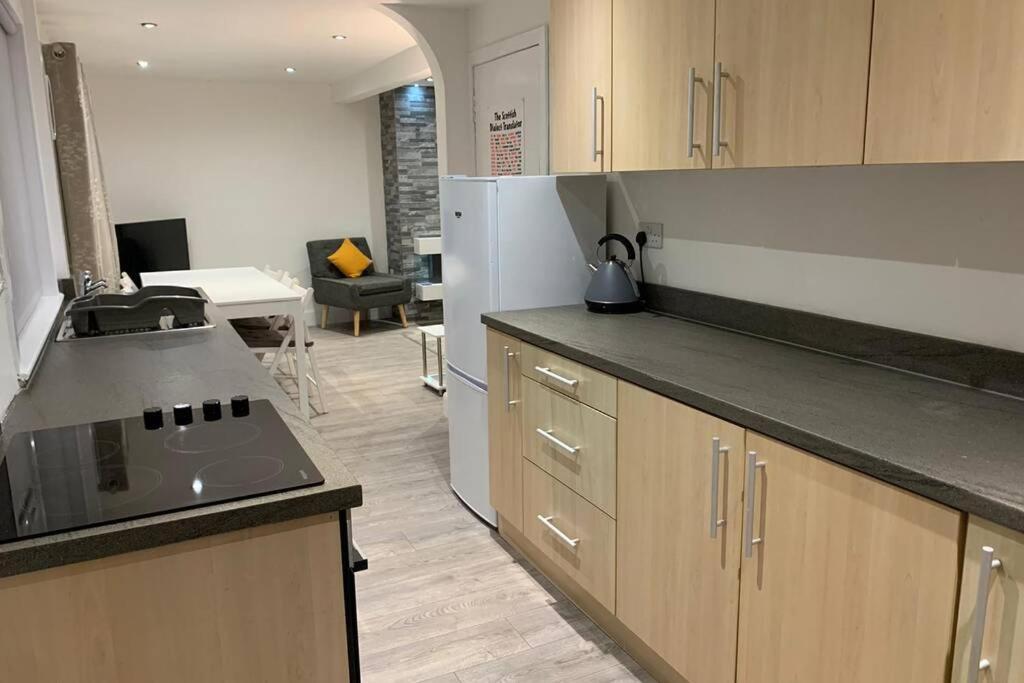 Apartment *stunning & Spacious* 3 Bed House, 5min From Oban *